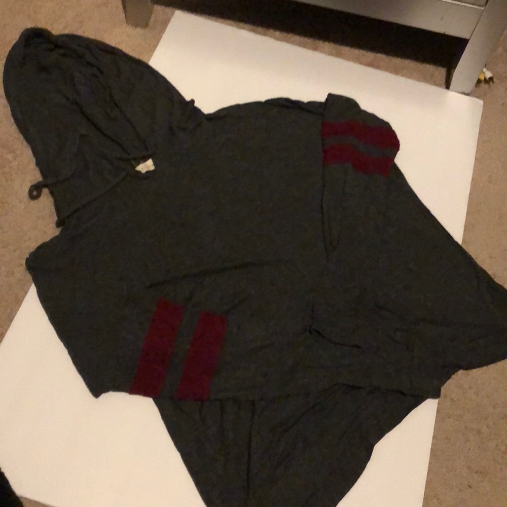 Long sleeve hooded shirt